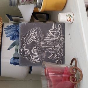 Mushroom metal plate